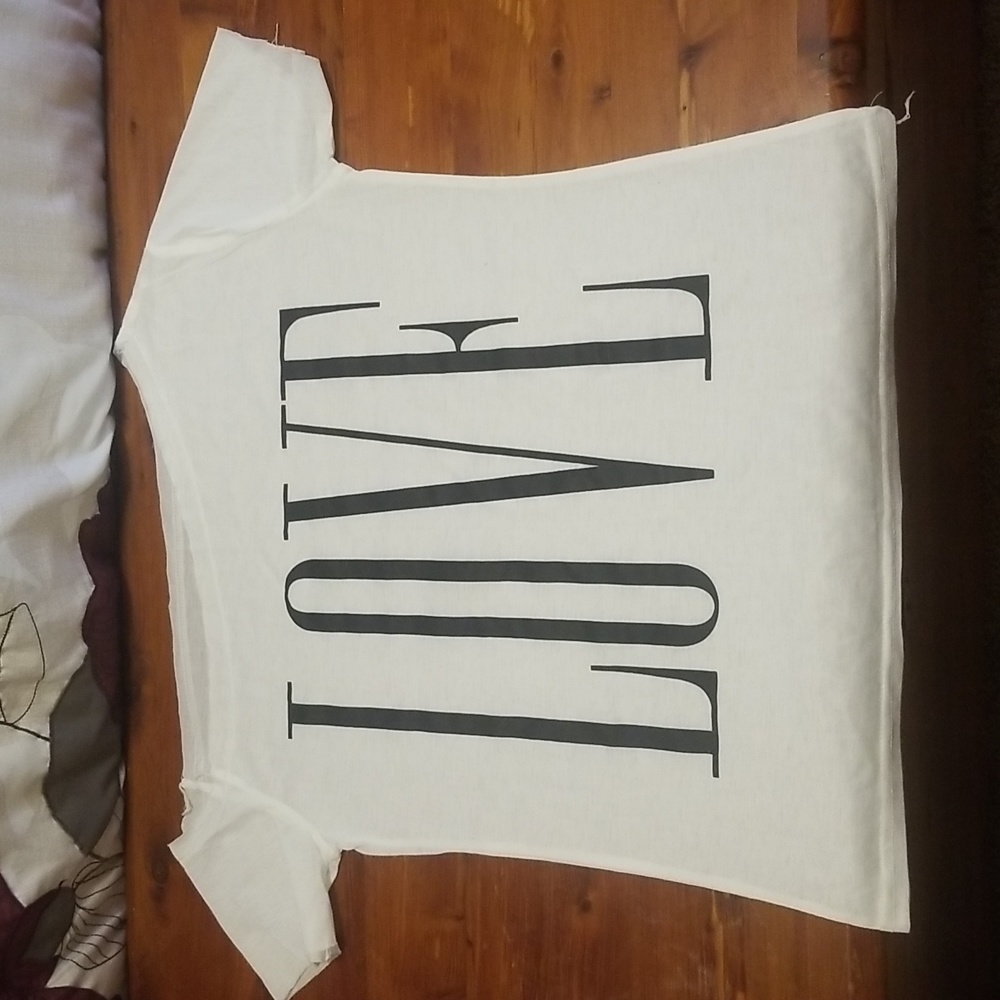 LOVE Tshirt